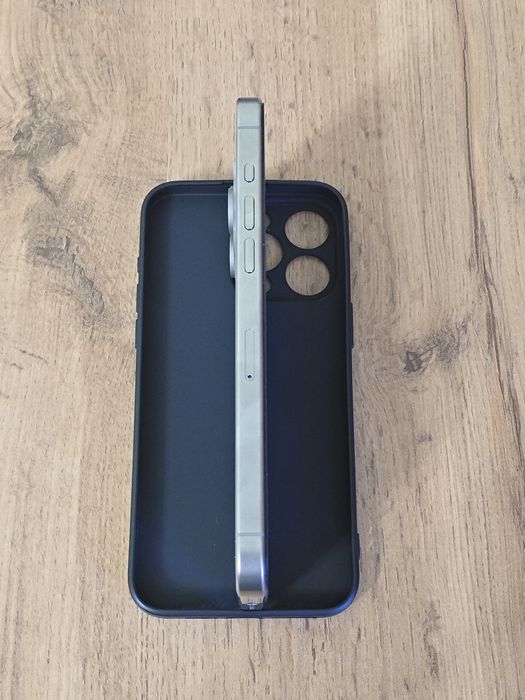 Продам iPhone 15 Pro Max