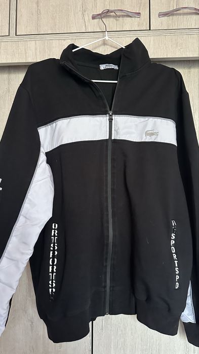Спортивная кофта Lacoste