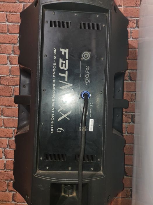 Vînd boxa fbt himax 6