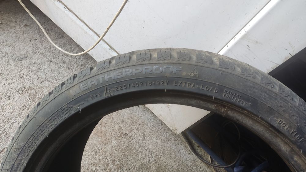 НОКИАН една гума 225/40/18 ,