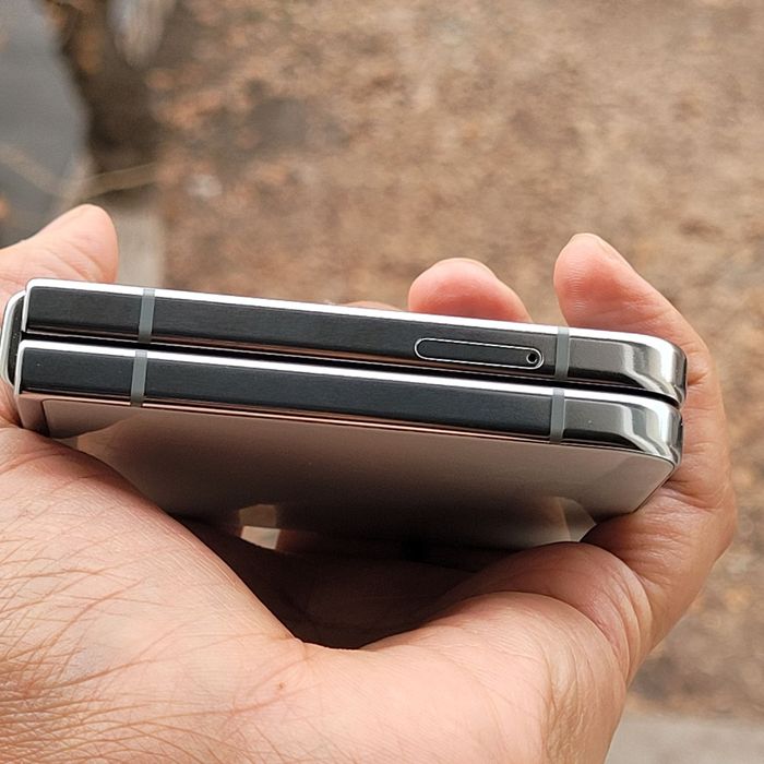 Samsung z flip 5  256gb idyal