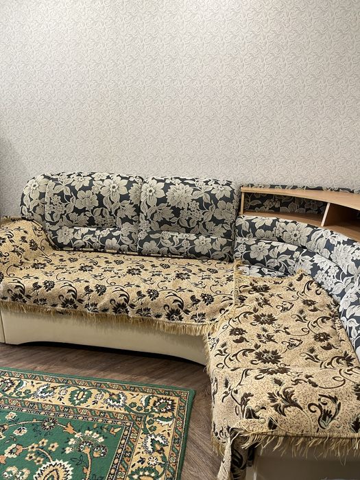 Продам диван с креслом