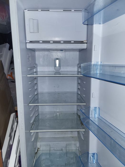 Холодильник Бирюса