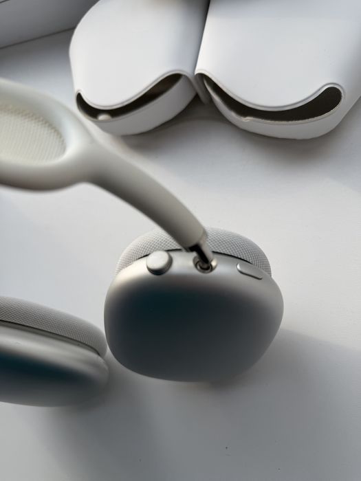 AirPods Max оригинал.