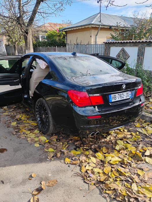 Vand 730 d pentru desbembrare sau reparat
