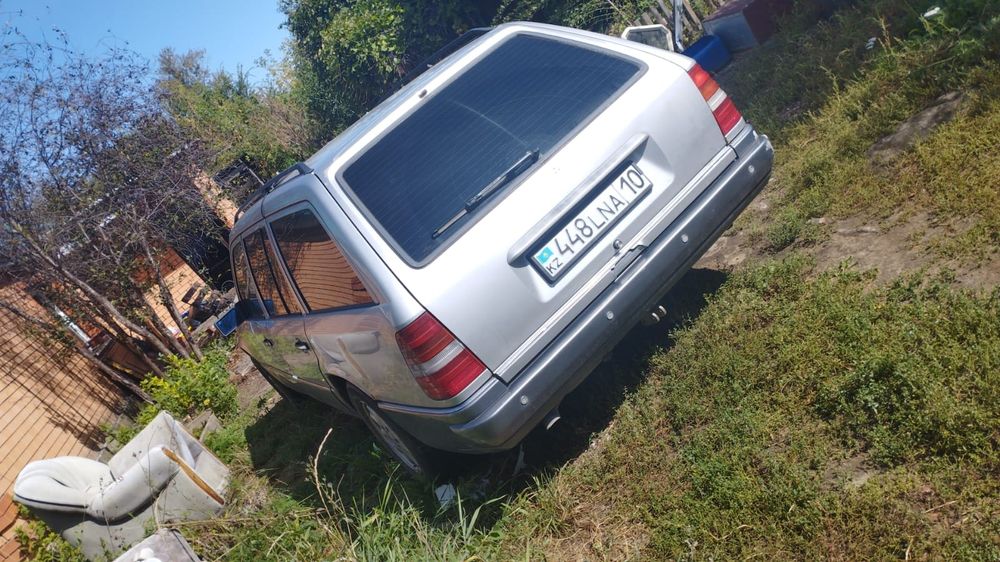 Мерседес 124 универсал