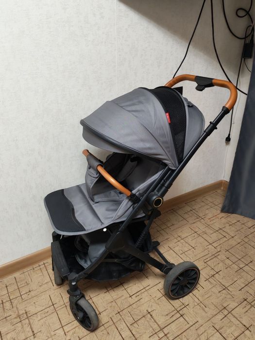 Прогулочная коляска.