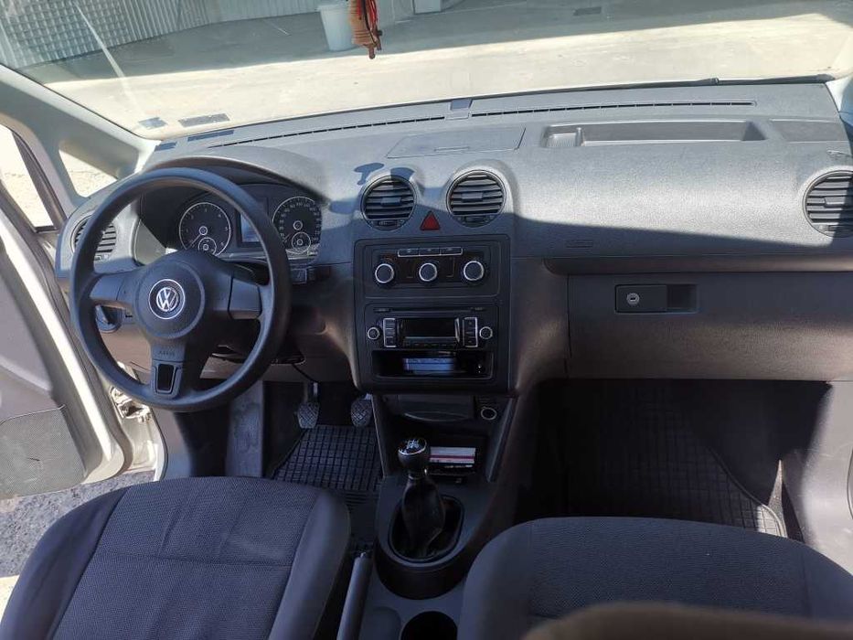 VW Caddy Maxi 1.6 Tdi 102к.с. 2011
