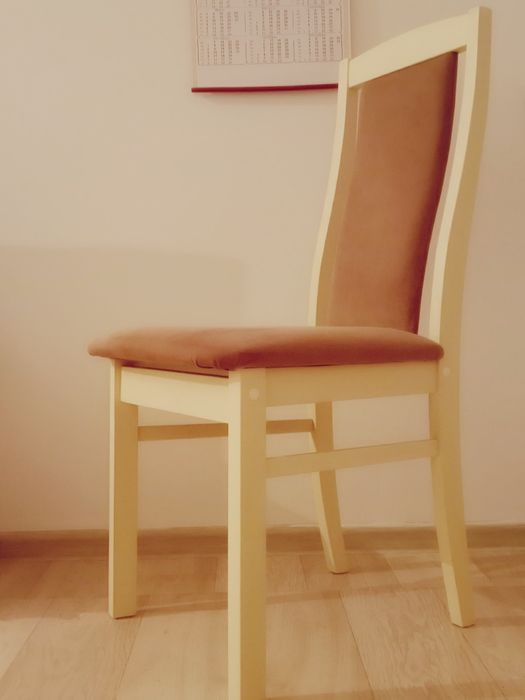 Продаю два стула