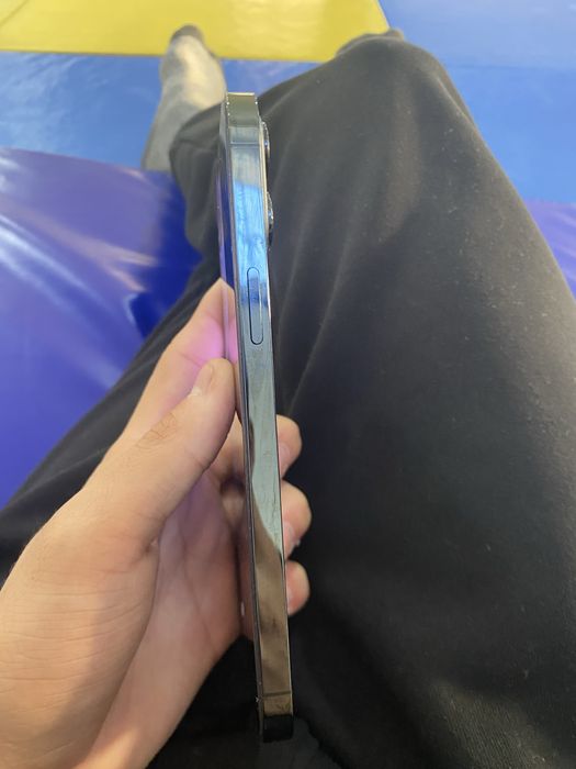 IPhone 12 ProMax - Apple Watch 6 44m