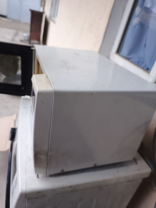 Микроволновая печь 10000тг