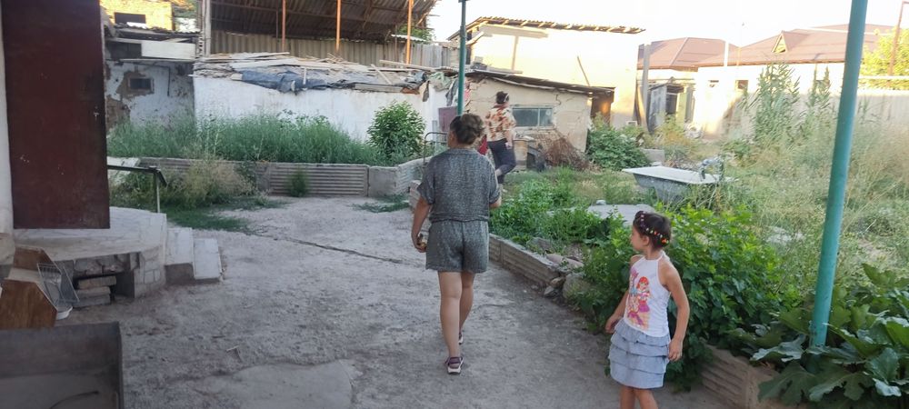 Продоеться дача Ташкентская область Бостанлыкский район Дала ховли СВТ