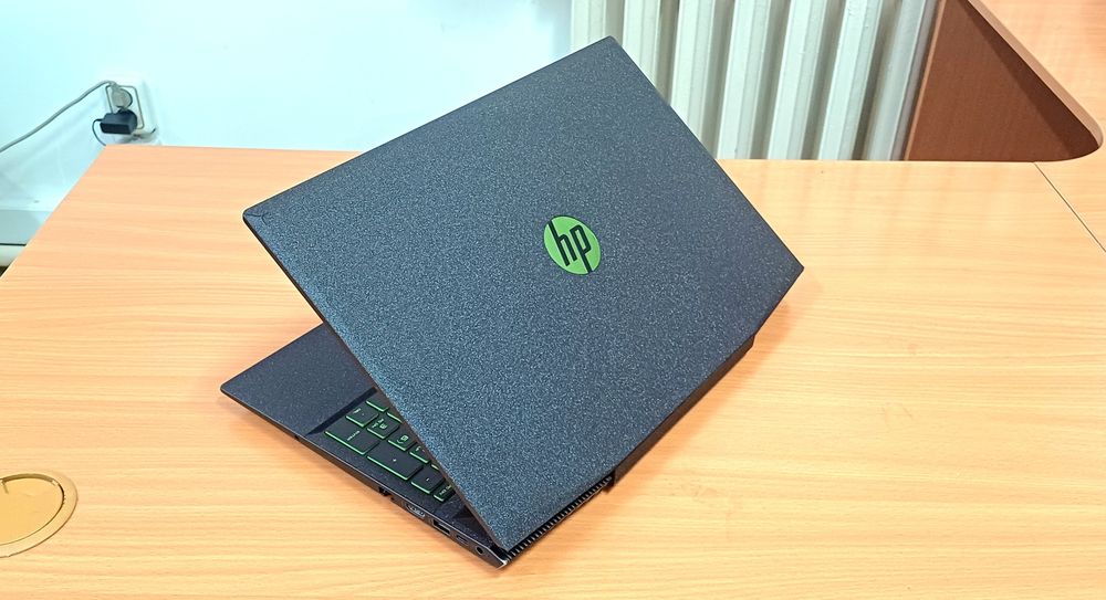 ИГРАВОЙ ноутбук HP