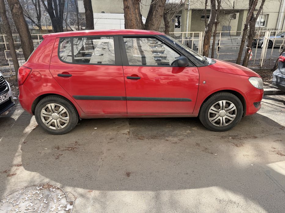 SKODA Fabia 2012 — imagine 2