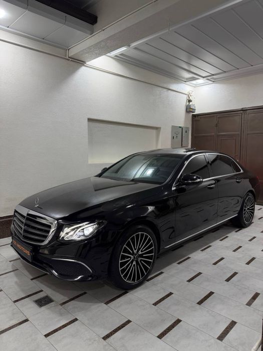 Mercedes benz E 300 Long