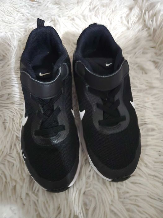 детски маратонки nike