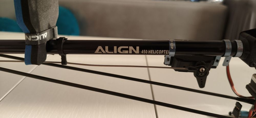 Радиоуправляемый вертолет