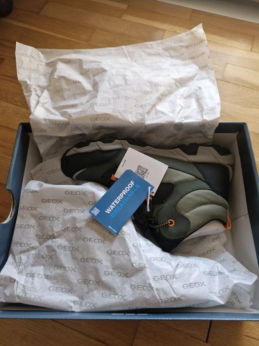 Нови  боти Geox номер 37