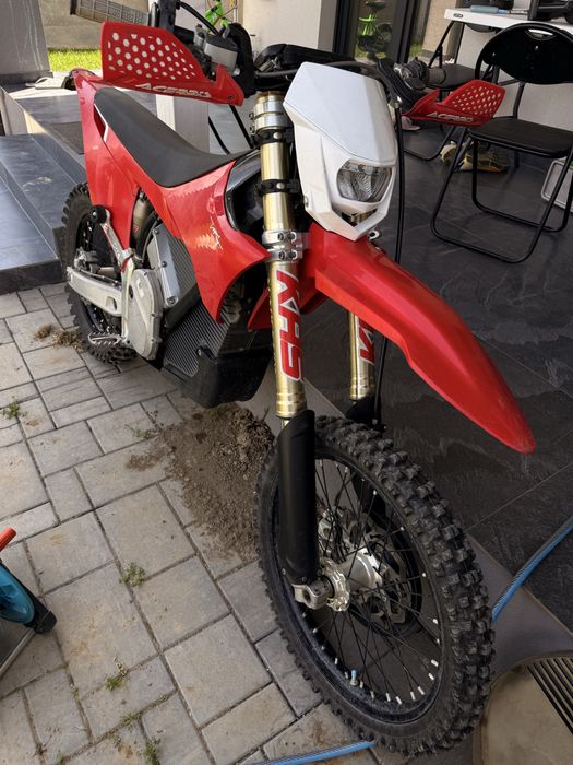 Stark Varg alpha 80hp enduro