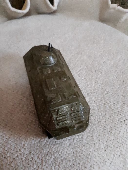 Продам БТР металлический тяжелый