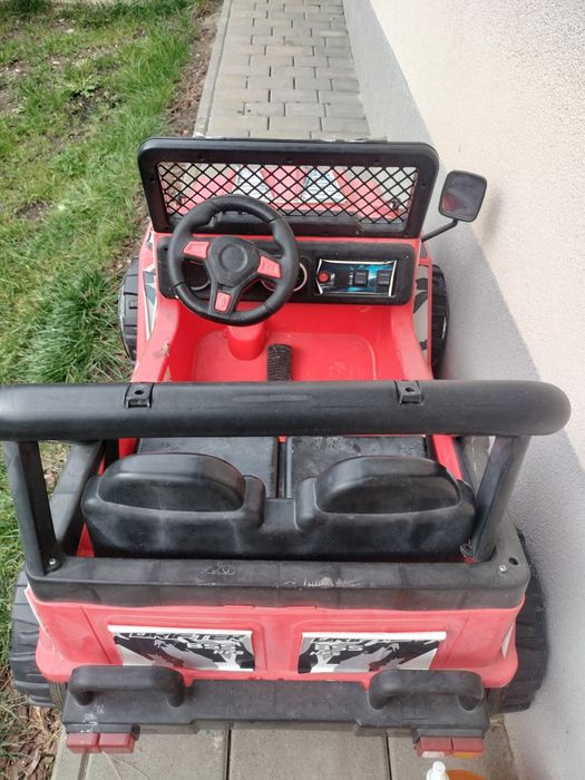 Mașinuța electrica