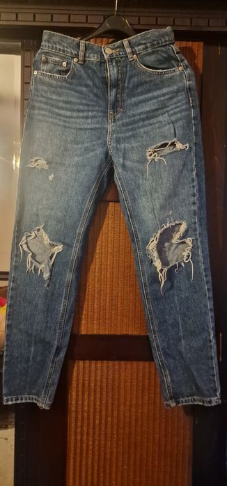 Pantaloni blugi.de dama