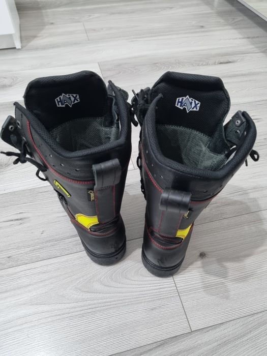 Bocanci pompieri Haix