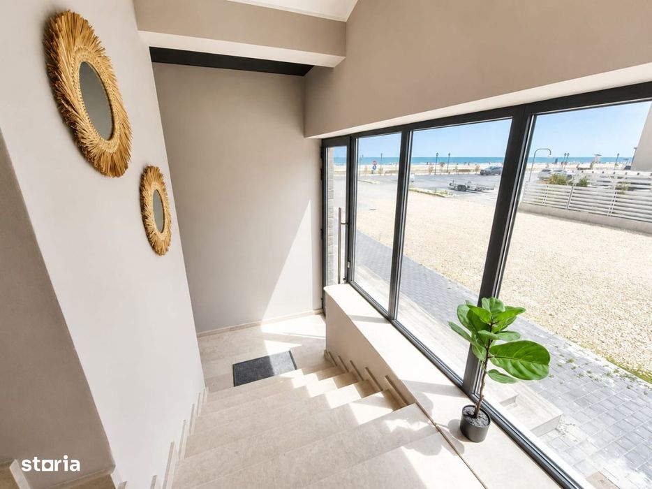 Inchiriere Apartamente vedere frontala la mare prima linie