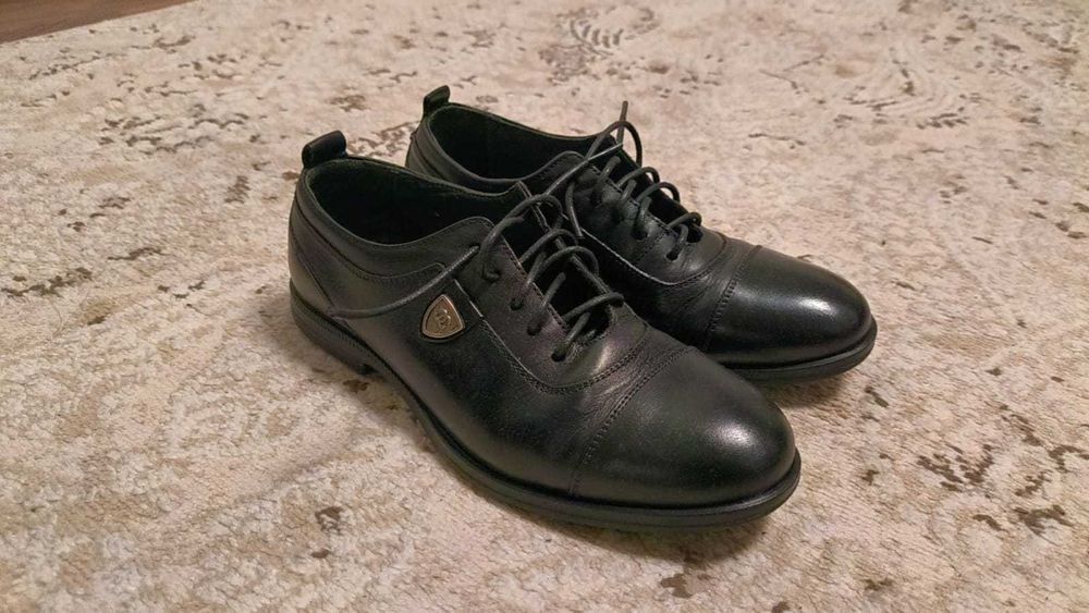 Туфли на мальчика (б/у) Турция. 32 размер