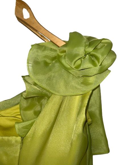 Вечерное платье