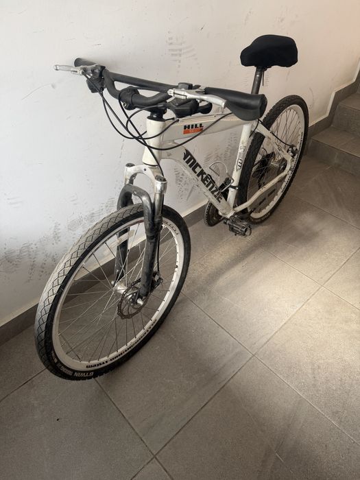 Vand bicicleta McKenzie Hill 500!
