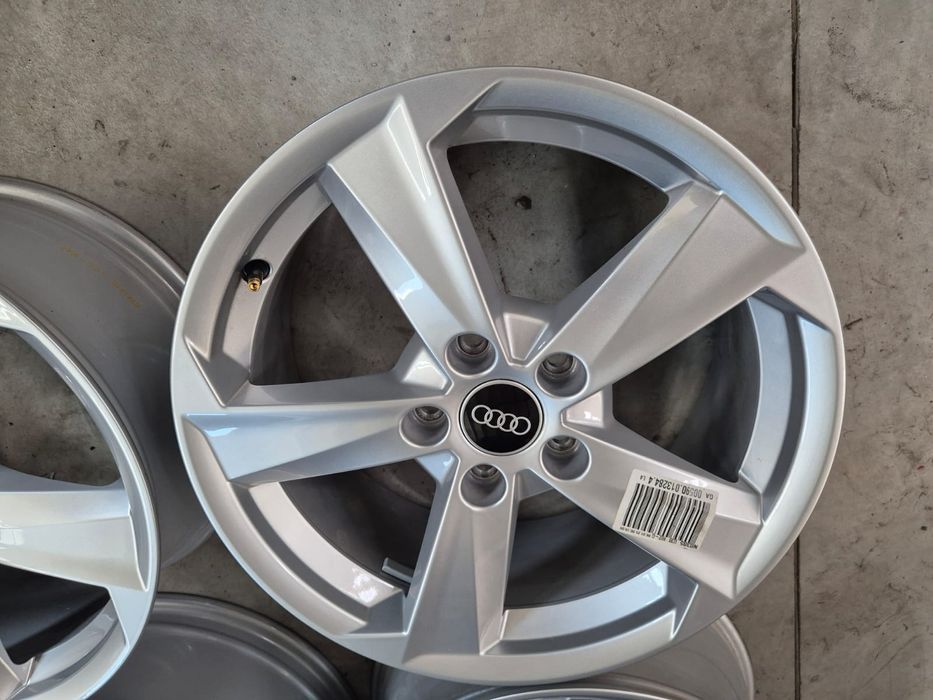 Jante noi originale R17 Audi Q2 A3 Q3 A4 / Vw Passat Golf 5 6 7 8