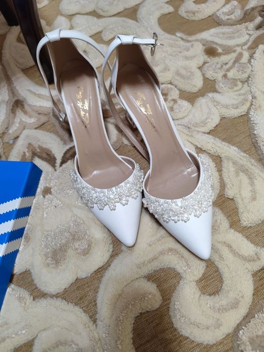 Turkiya tufli yangi 42 razmer 460.000 soʻm