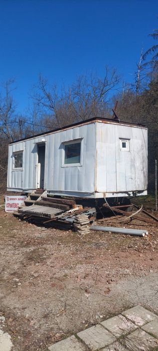 Фургон стар с две стаи