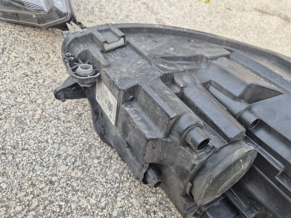 Ляв фар Фолксваген Голф 7 VW Golf 7 фарове