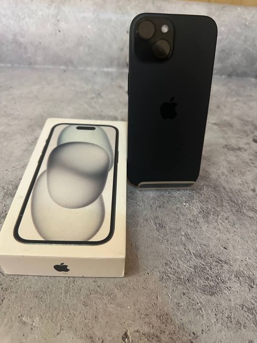 Apple iPhone 15. 128 Гб