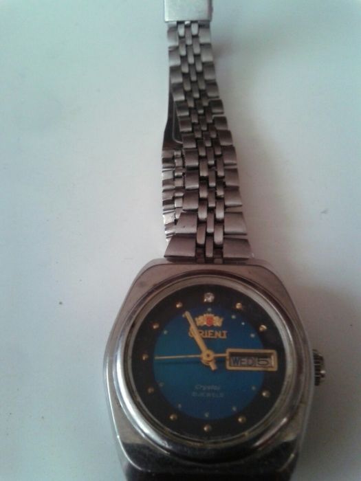 Ceas cu bratara ;;ORIENT"",si Chaika de dama ,mecanic