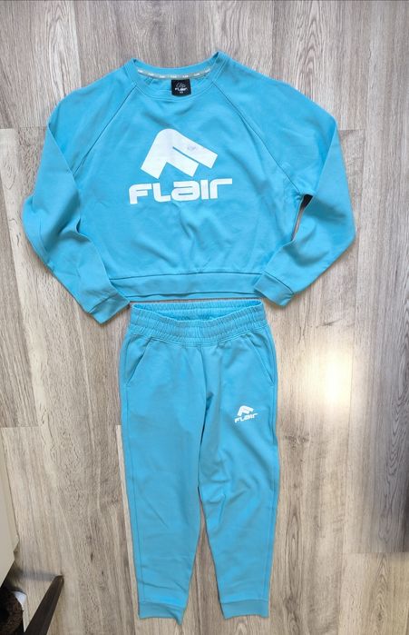 Екип на Flair 35 eвро XS