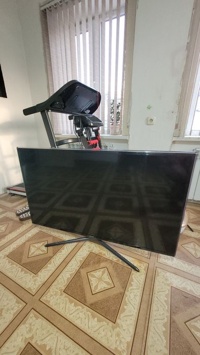 Продам телевизор Samsung smart TV