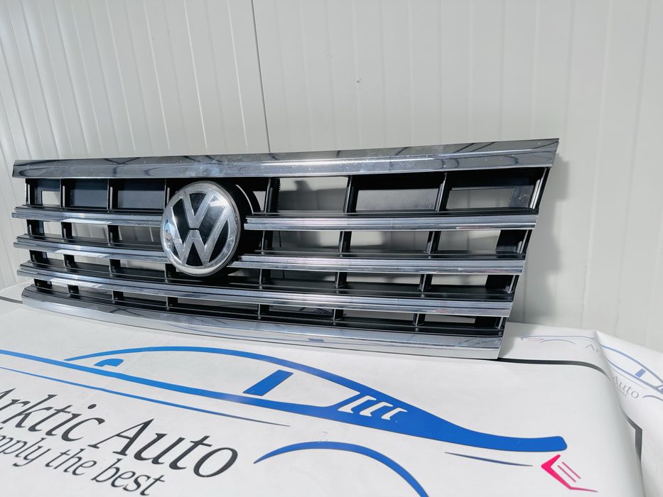 Grila radiator R Line WV Touareg dupa 2018