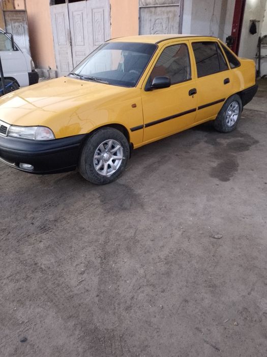 Nexia sons sotiladi xolati yoxshi motor koropka xadavoy zor 38 milon g