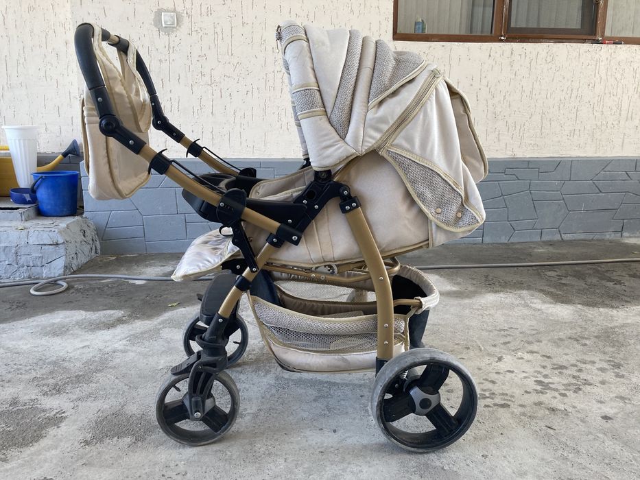 Продаю коляску трансформер зима-лето