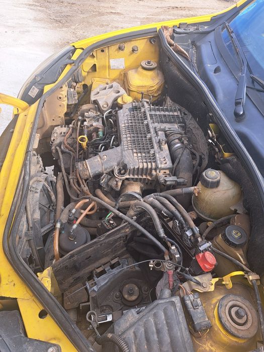 Рено Канго 1.5 dci на части !