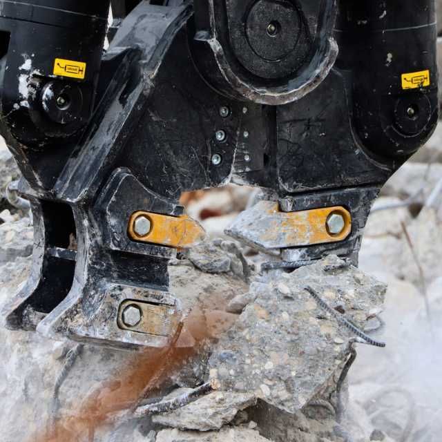 FOARFECA demolări MB Crusher PT1650