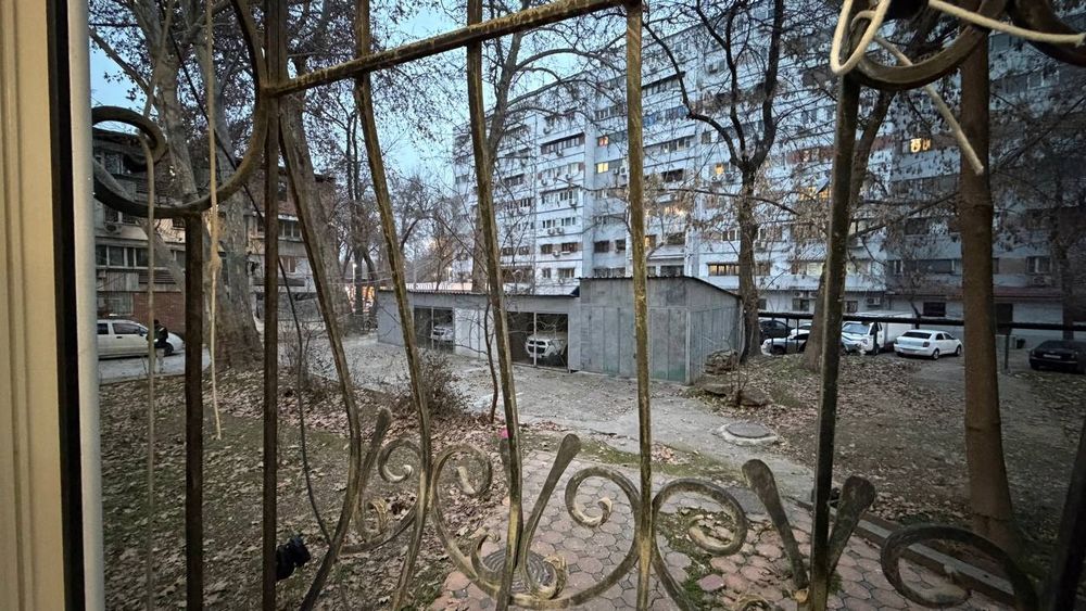 Продаётся нежилой помищенияа мирза улугбек рн м горки