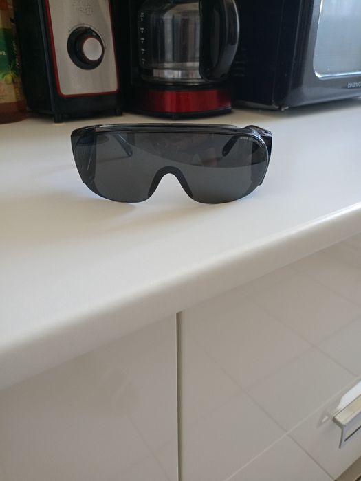 Vând ochelari de soare Uvex ,produs de calitate superioara,originali,made in Germany.