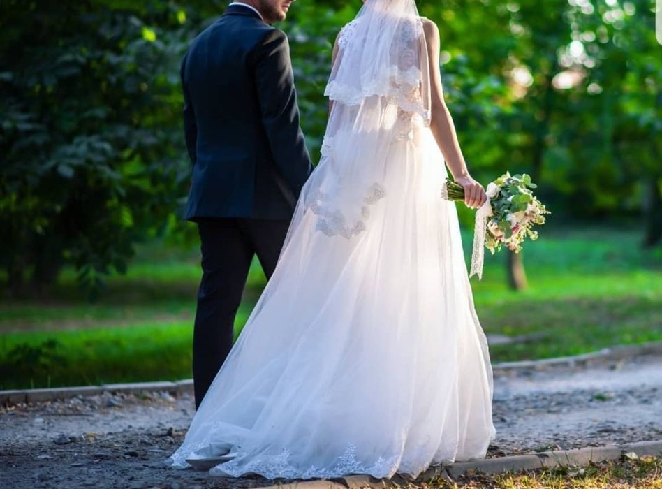 Rochie de mireasa cu trena detasabila