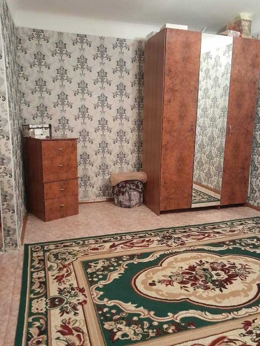 Продам 1 квартиру на 8 марта.