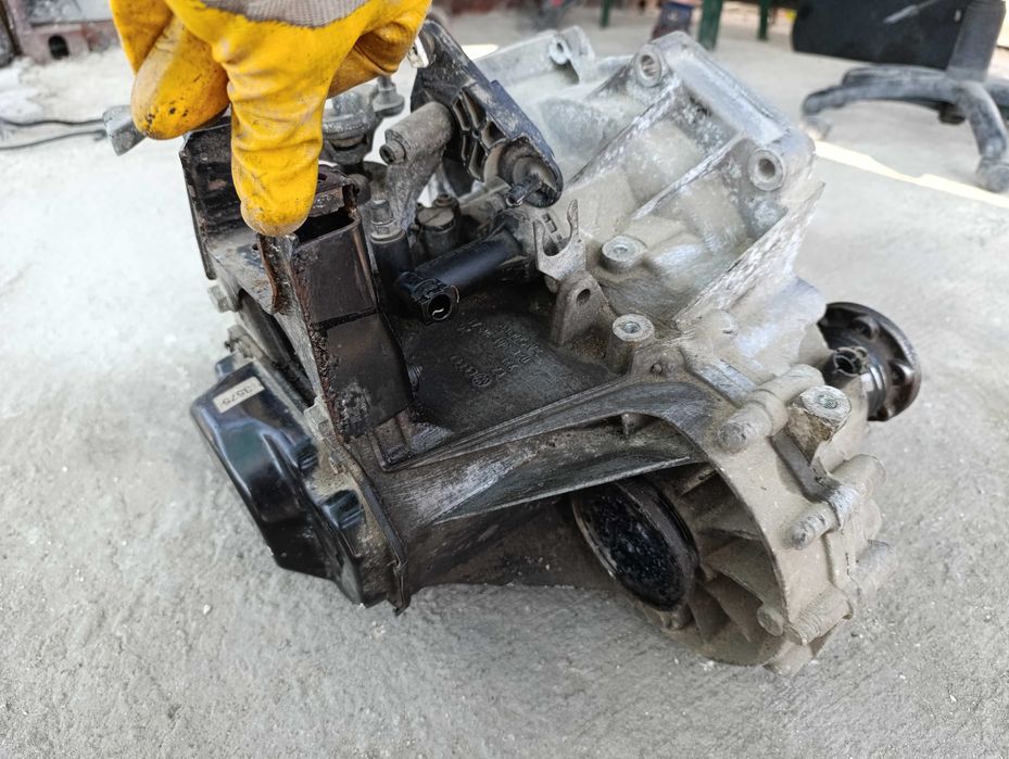 Скоростна кутия за VW Поло, Ибиза, Фабия 1.2I  - JHN