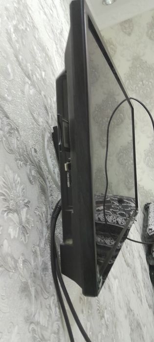 32лик LG телевизор сатылады. Чистый оригинал (Китай варианты емес).